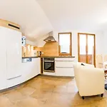 בית הארחה Haus Waltraud 4*