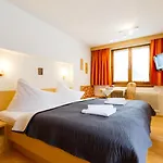Haus Waltraud 4*