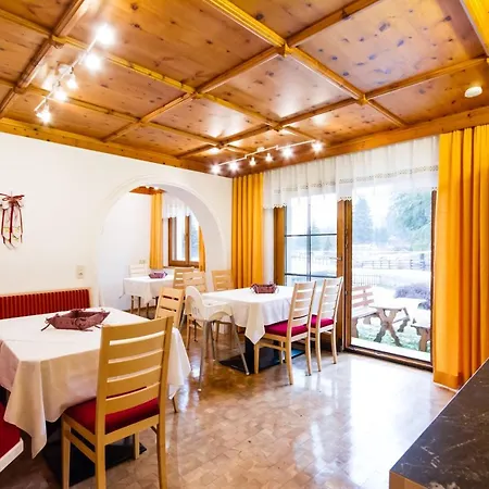 بيت ضيافة Haus Waltraud