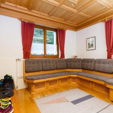 Haus Waltraud 4*