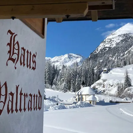 Haus Waltraud 4*