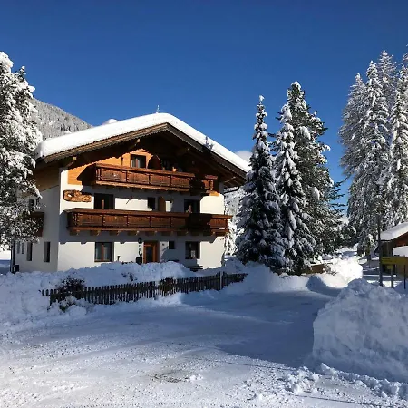 Haus Waltraud 4*