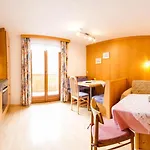 Vendégház Haus Waltraud 4*